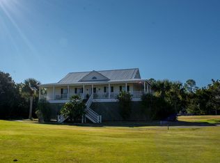 21 Battery Park Rd, Edisto Island, SC 29438