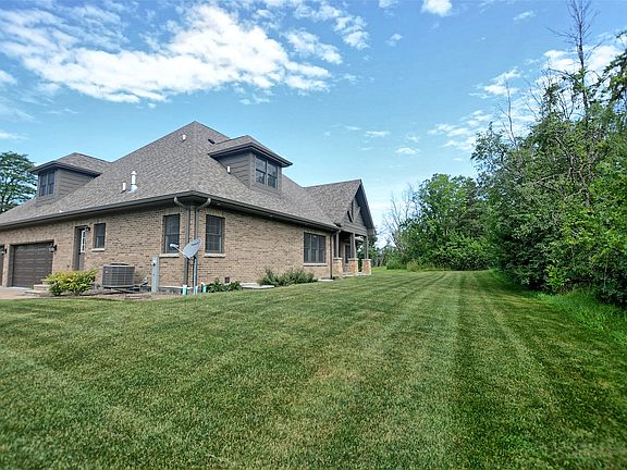 4th image of 12909 Arbor Ct