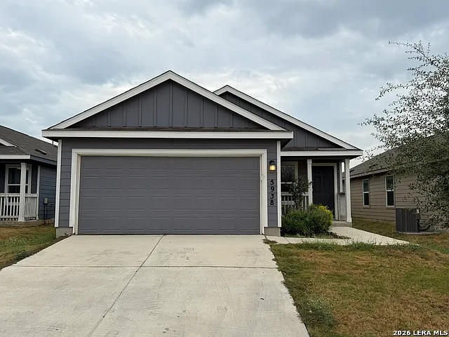 5938 Antonio Pl