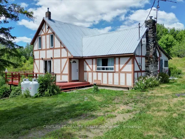 710 Rose Island Rd, North Kawartha, ON K0L 1P0