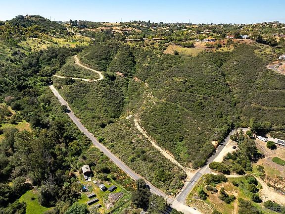 4th image of 27995 Cougar Pass Rd #54