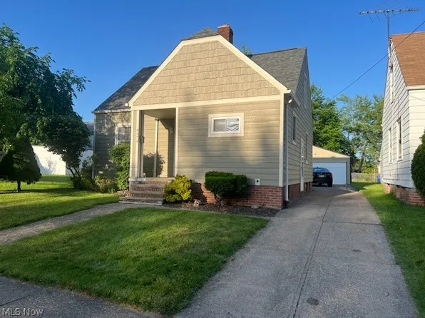 4579 Fulton Rd, Cleveland, OH 44144