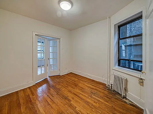 Rented by Jonis Realty | media 2