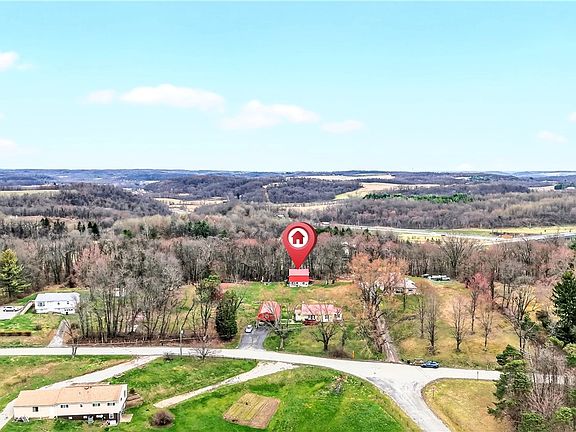 5th image of 772 Foxwood Rd