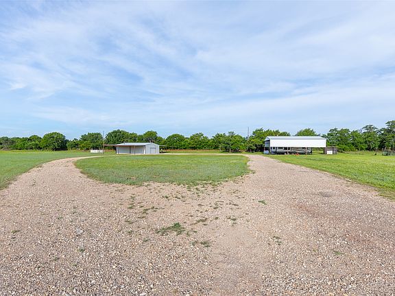 3rd image of 345 County Road 523
