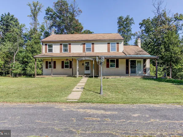 2030 Upper Ridge Rd, Green Lane, PA 18054