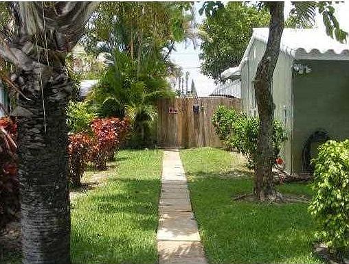 1st image of 1037 NE 13 Avenue
