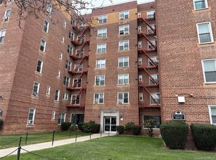 30-11 Parsons Boulevard #2T, Flushing, NY 11354