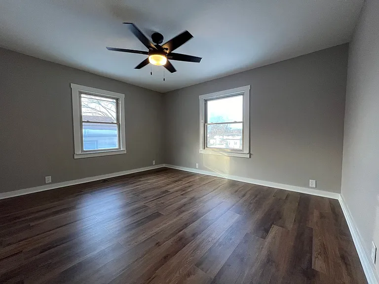 571 Stevenson St — Photo 20