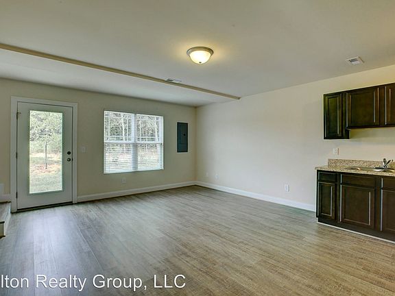 5th image of 55 River Stancil Dr