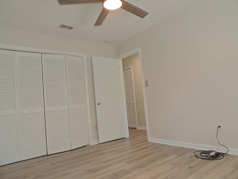 925 Fairwood Lakes Ln #25-A — Photo 17