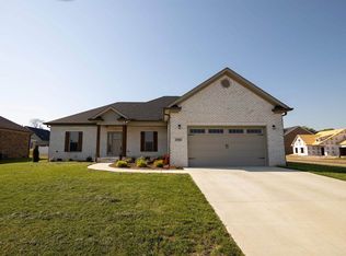 8780 Stuart Farm Ave, Bowling Green, KY 42104