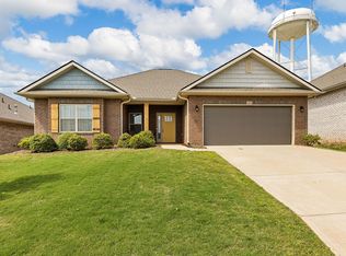 1122 Midway Hill Ln, Duncan, SC 29334