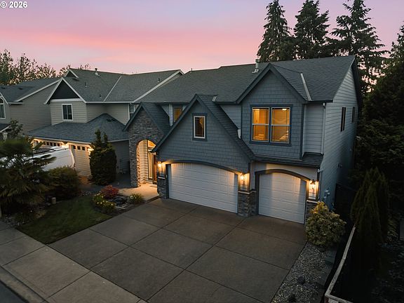5th image of 17141 SW King Richard Ct