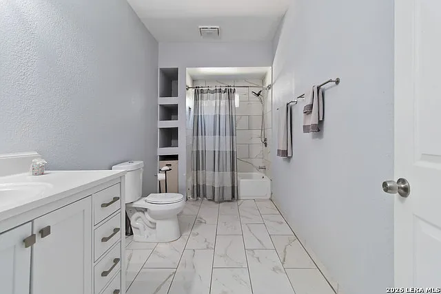 944 Fulton Ave — Photo 27