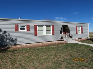 84 N Monkey Rd, Glenrock, WY 82637