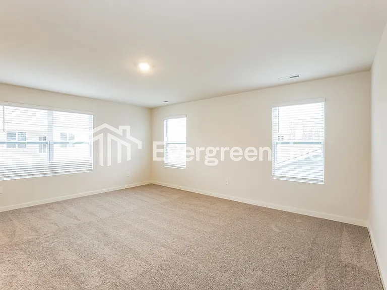 850 Bur Oak Ct — Photo 8