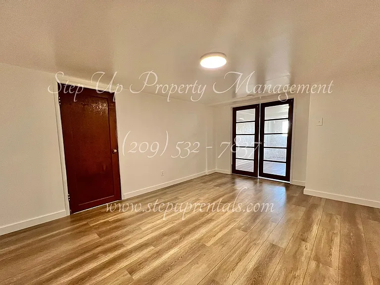 113 W Sunset St #B — Photo 8