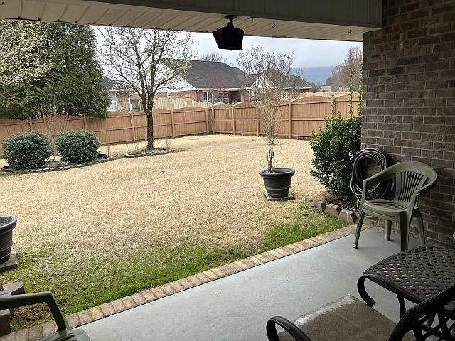 4 bed, 1932 sqft, $1,875 — Photo 3