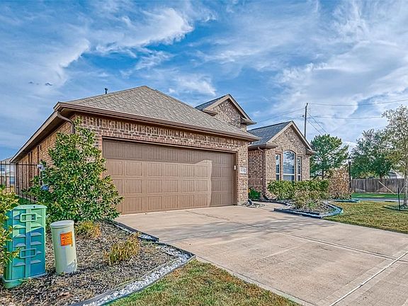 2nd image of 24339 Marcello Lakes Dr
