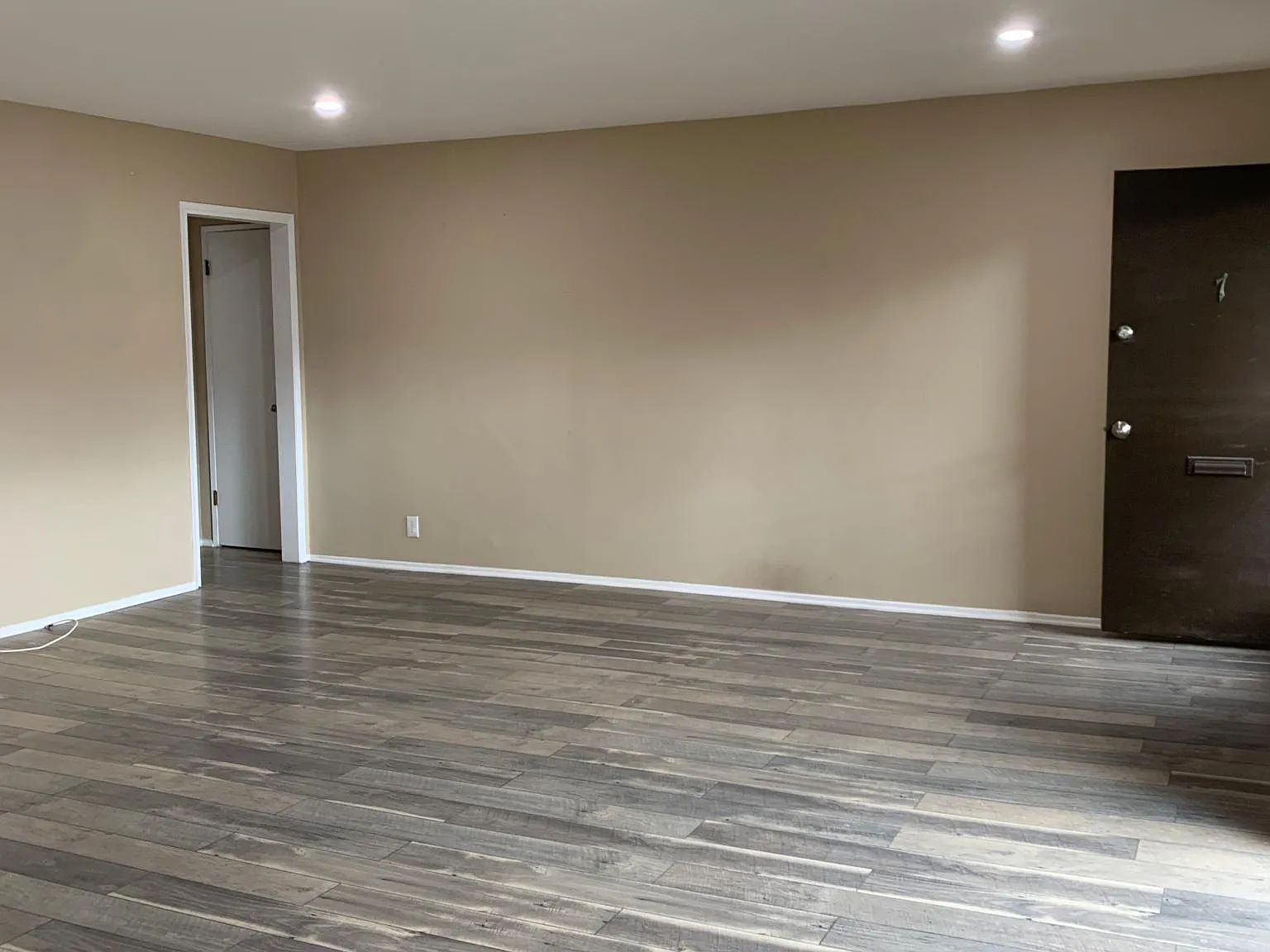 1 bed, 750 sqft, $2,195 — Photo 2