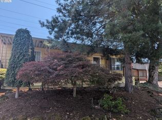 21100 NE Sandy Blvd Unit 36, Fairview, OR 97024