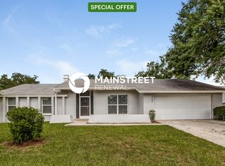 822 Black Knight Dr, Valrico, FL 33594