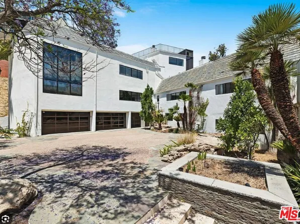 2100 Sunset Plaza Dr, Los Angeles, CA 90069