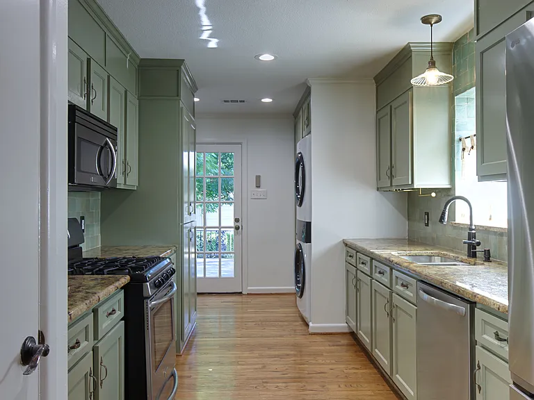 6232 Monticello Ave — Photo 4