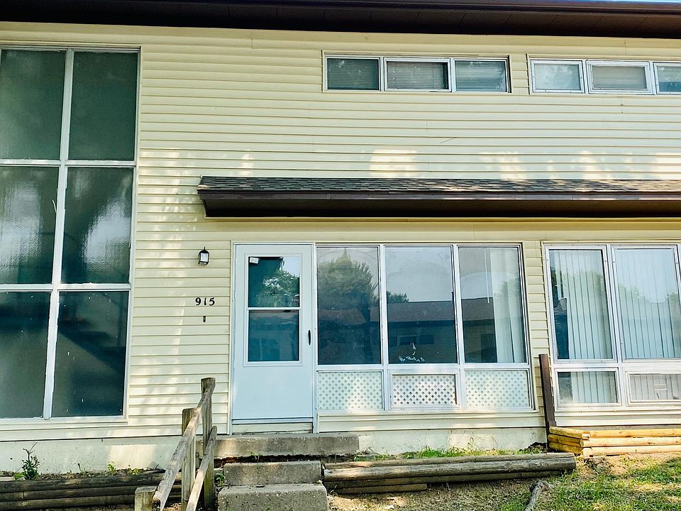 1st image of 915 N 70th St