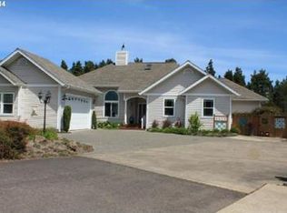2218 Willow Loop, Florence, OR 97439