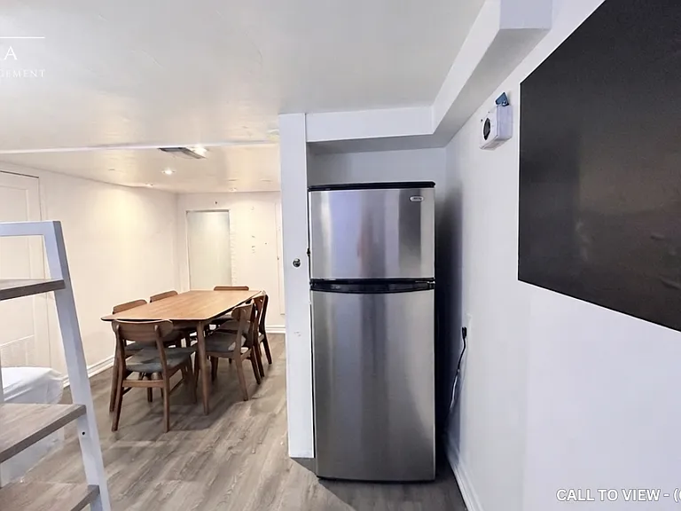 458 Kingston Rd #2 — Photo 4