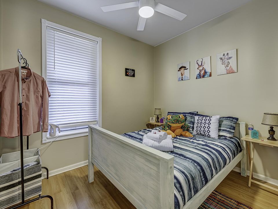 1st image of 11307 S Langley Ave #1