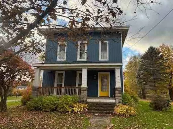 284 S Main St, Andover, OH 44003