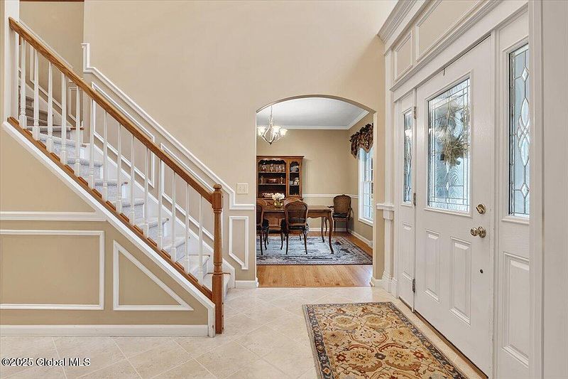 5th image of 22 Fairhill Road