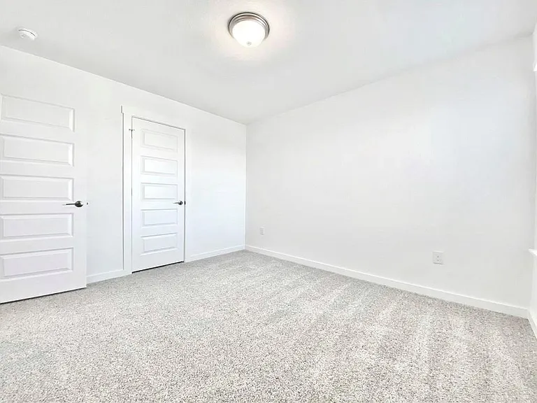7925 Linnie Ln — Photo 28