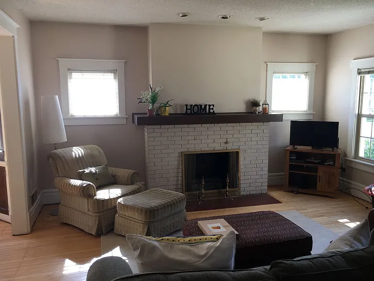315 Washington St — Photo 2