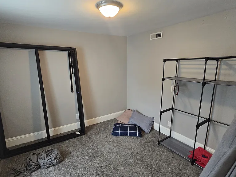 138 Levering St — Photo 15