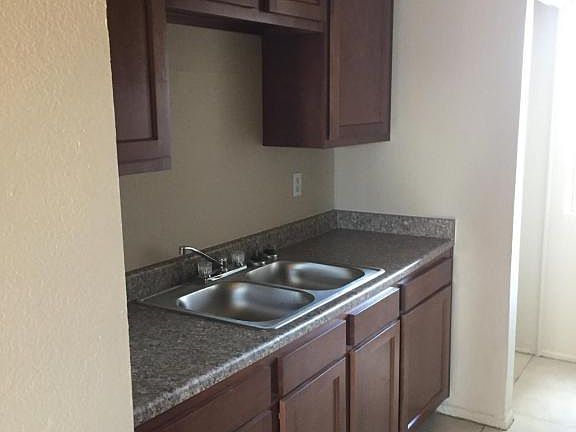 4th image of 15427 N Jerry St APT B2