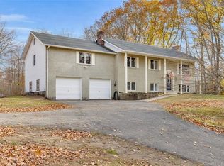 118 Beeney Rd, New Hartford, CT 06057