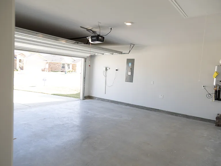 2 Car Garage