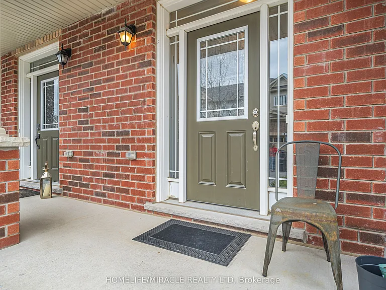 15 Glasson Ln — Photo 4