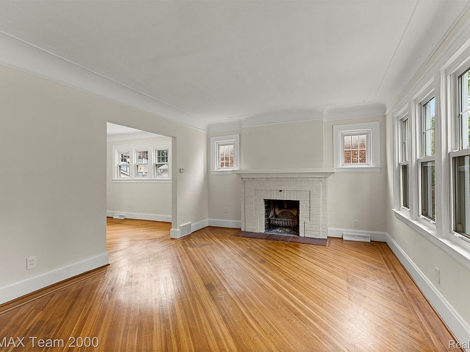 404 S Waverly St, photo 6