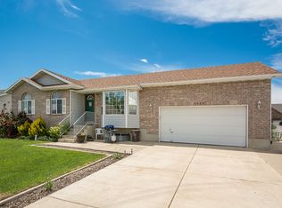 2424 Allison Way, Syracuse, UT 84075