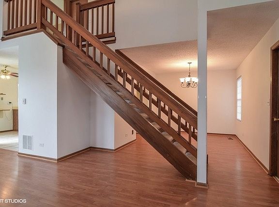 3rd image of 2106 Brittany Ct
