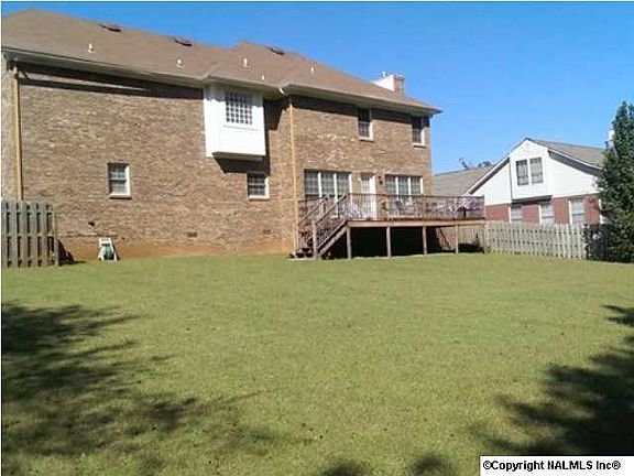 5th image of 165 Paul Revere Dr