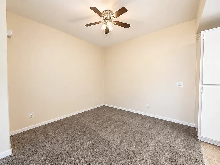 44784 Adam Ln — Photo 7