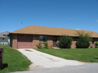 661 Meadowridge St, Nixa, MO 65714