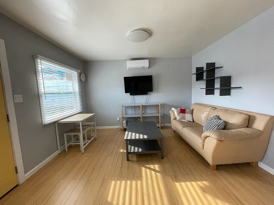 3403 City Terrace Dr #3
