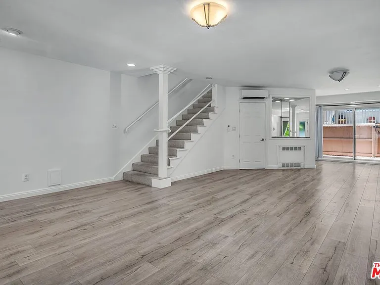 8025 Redlands St #15 — Photo 14